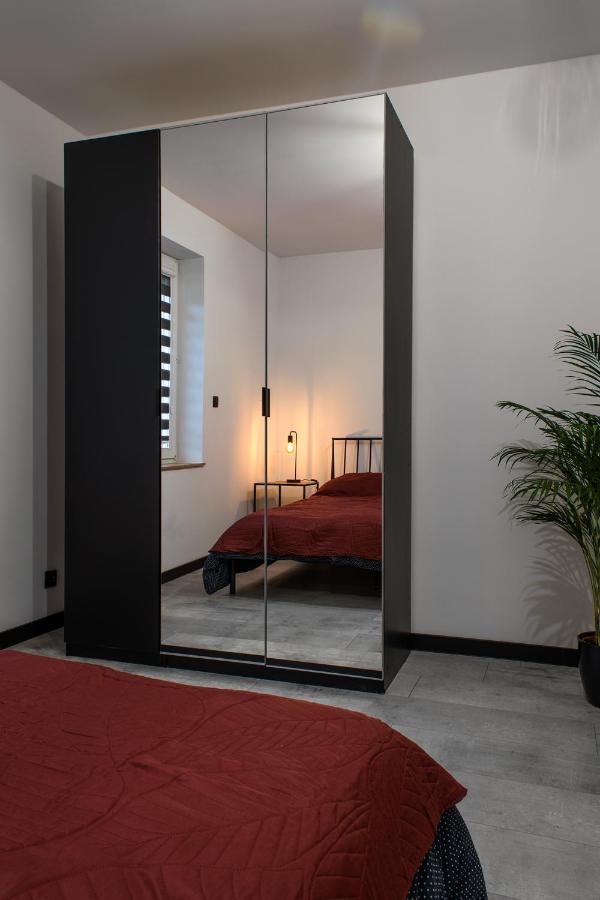Apartament Black Loft Nysa Bagian luar foto